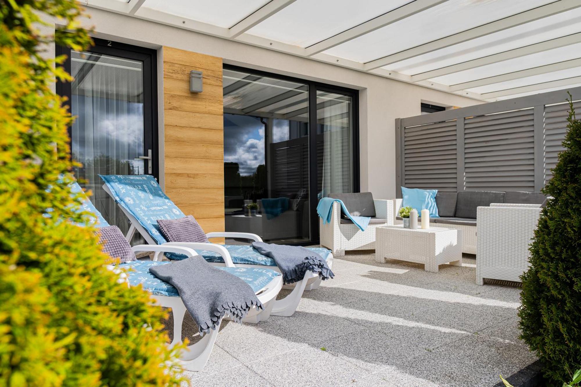 Barka - Apartamenty Premium Oraz Pokoje Blisko Plazy Karwia Exterior photo